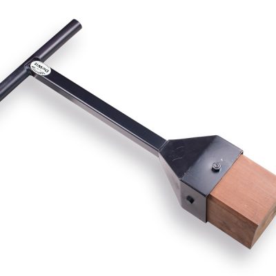 Bandenstamper DE WIT staal met houten blok 84x15x15cm